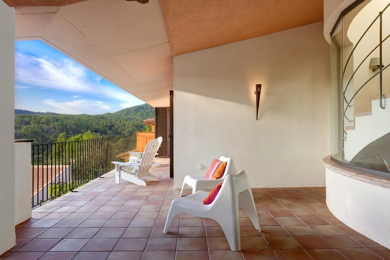 Roure Villa Tamariu